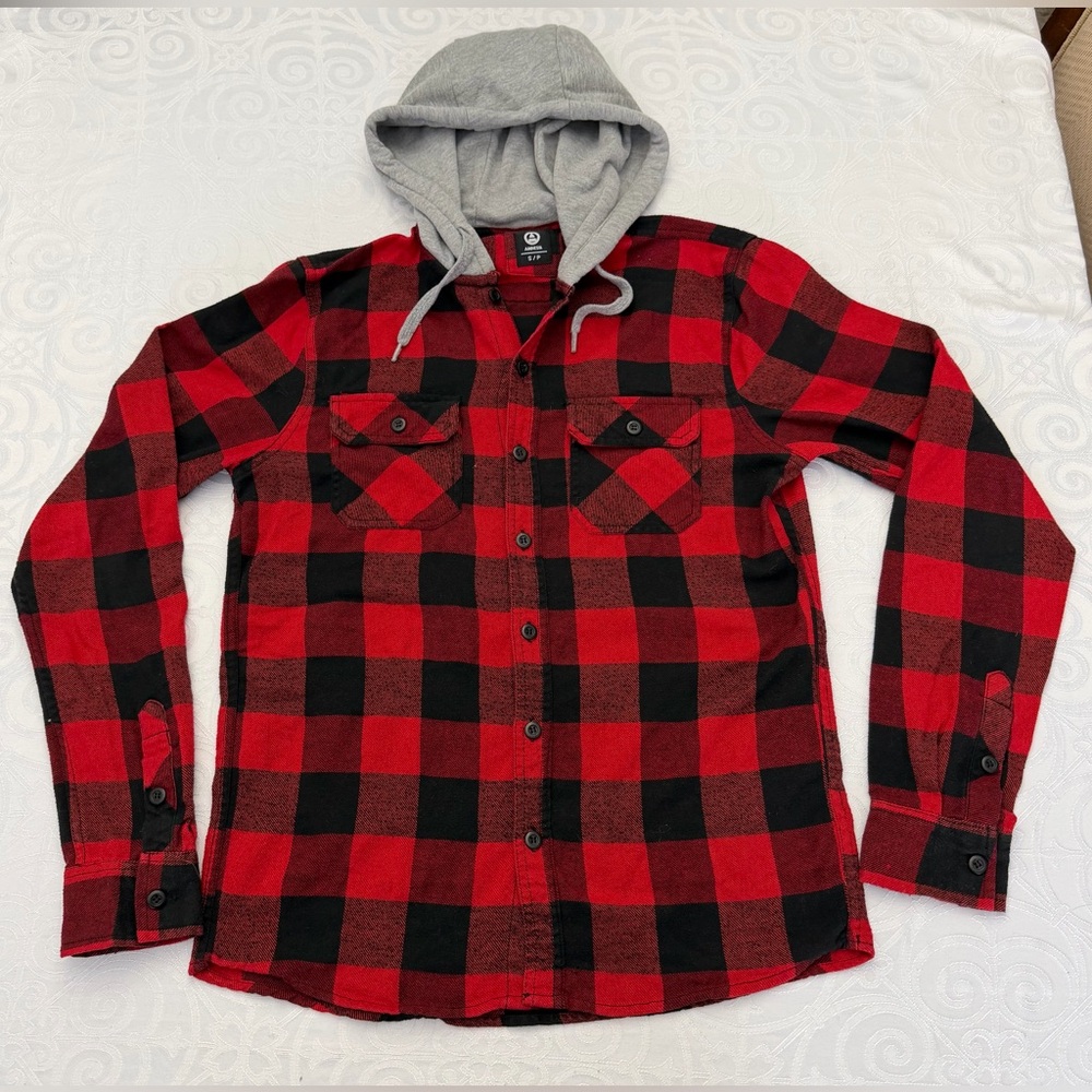 Amnesia Red Black Buffalo Plaid Men Small Button Up Shirt Top Grey Hood